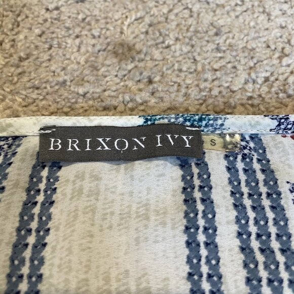 Brixon Ivy Stitch Fix Shirt Floral Top Tunic Ellie Cross Stitch Pattern Size S - Picture 11 of 13